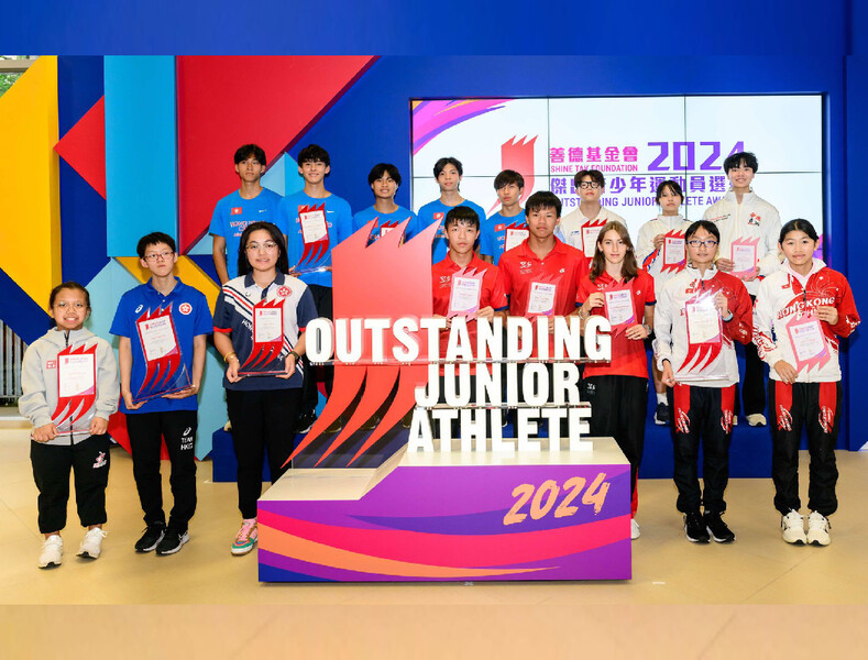 <p>Total 11 winners including 8 athletes attended the 2nd quarter ceremony are the Men Junior 4x100m Team consisting Chan Ting-fong James, Chan Yat-lok, Magnus Prostur Johannsson and Kwok Chun-ting (Athletics); Cheung Ching (Gymnastics); Ng Cheuk-yan (Para Swimming - Physical Disability); Lau Chiu-yee (Para Swimming - Intellectual Disability) and Chiu Chloe Sik Ji (Roller Sports). Angel Chen (Equestrian) was awarded the Certificate of Merit. Total 9 athletes were awarded the Certificate of Appreciation, 7 of them attended the ceremony including Yip King-wai (Athletics); Chelsea Leung and Edward Zhuang (Kendo); Yim Tsun-fung, Yung Pu-chak and Sarah Elise Modiano (Triathlon) and Lui Tsz-ching (Roller Sports).</p>
